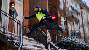 Τέλος η κατ' οίκον διανομή στο Λαβάλ από την Canada Post